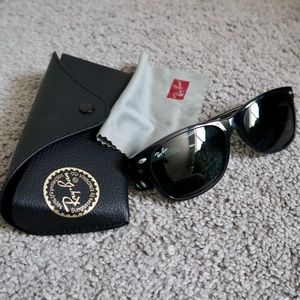 Ray-Ban New Wayfarer sunglasses
